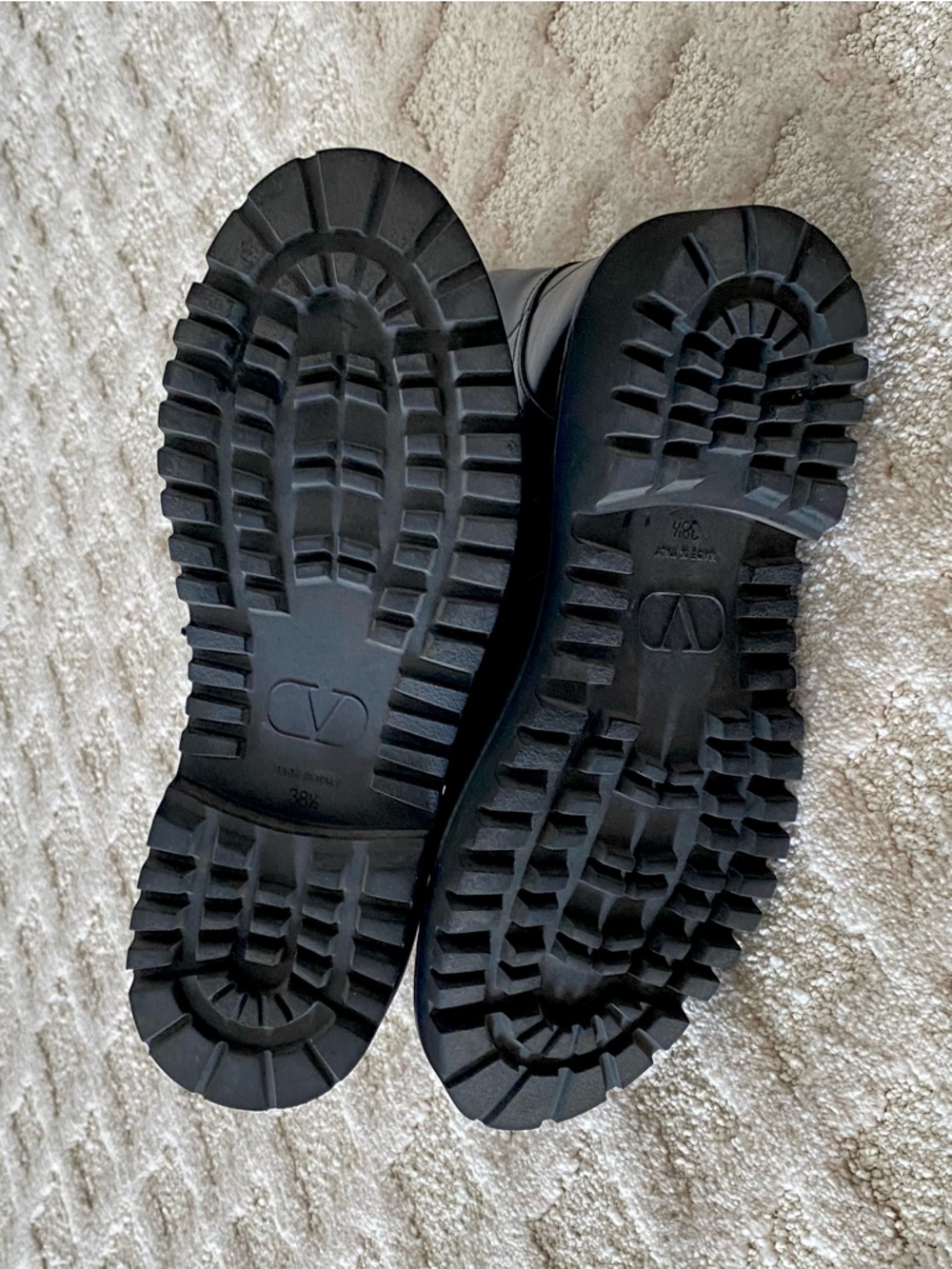 🌚VALENTINO Garavani Combat Boots - Picture 14 of 15